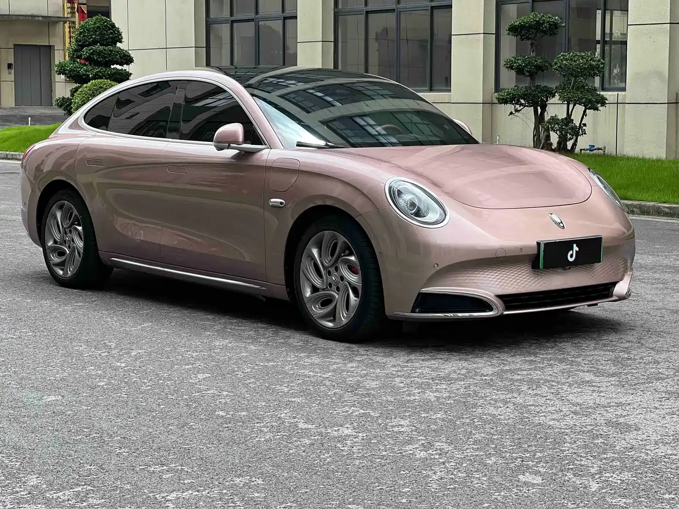 Ora Lightning Cat 2023 2022 600km AWD High Performance Edition