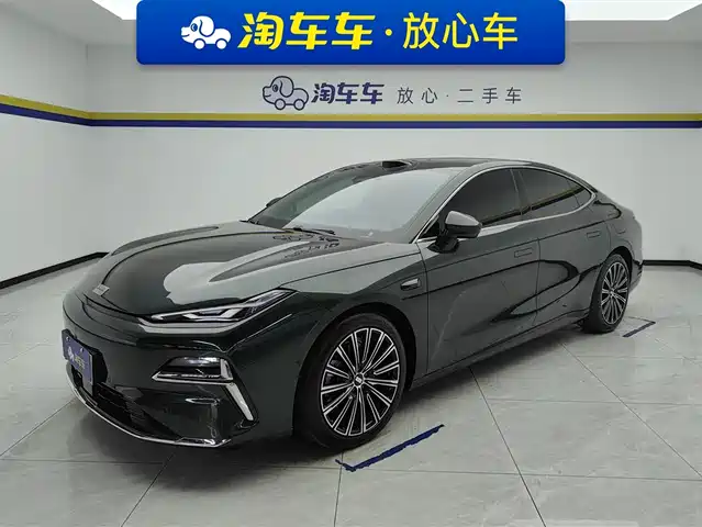 GEELY GALAXY GALAXY SPARKLE 8