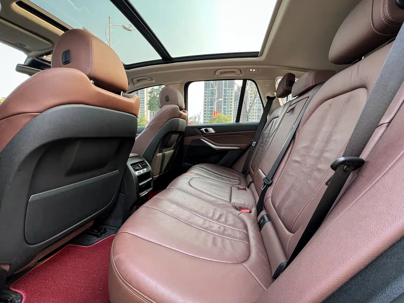 BMW X5 (Import) 2019 xDrive40i M Sport Package фото 6
