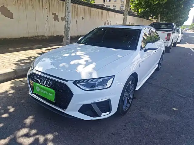 Audi A4L 2020