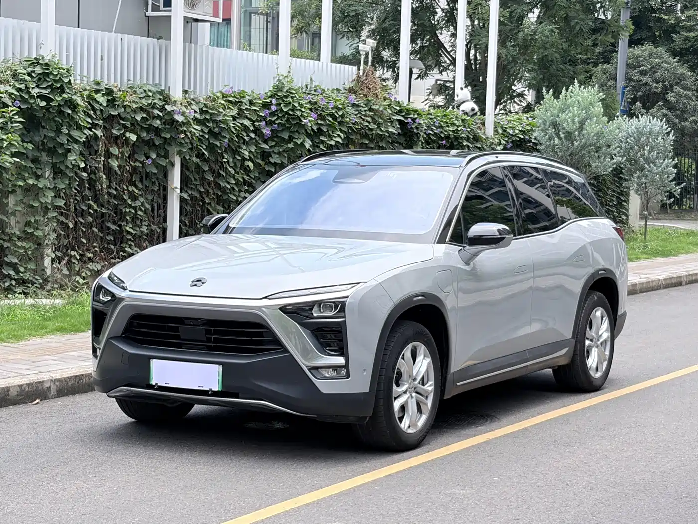 NIO ES8 2018 355KM Standard 6-Seater