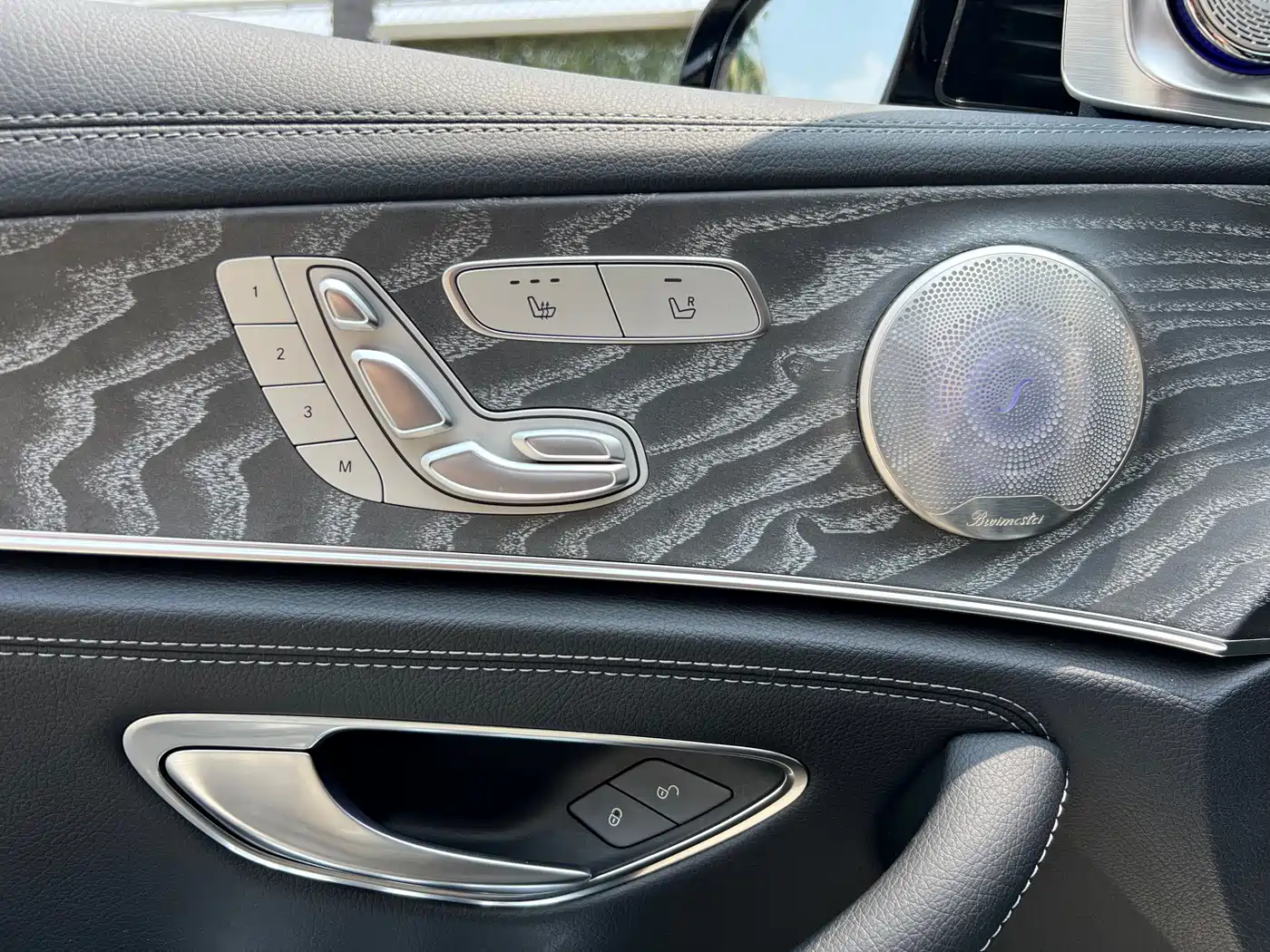 Mercedes-Benz E-Class 2023 E 300 L Fashion фото 22