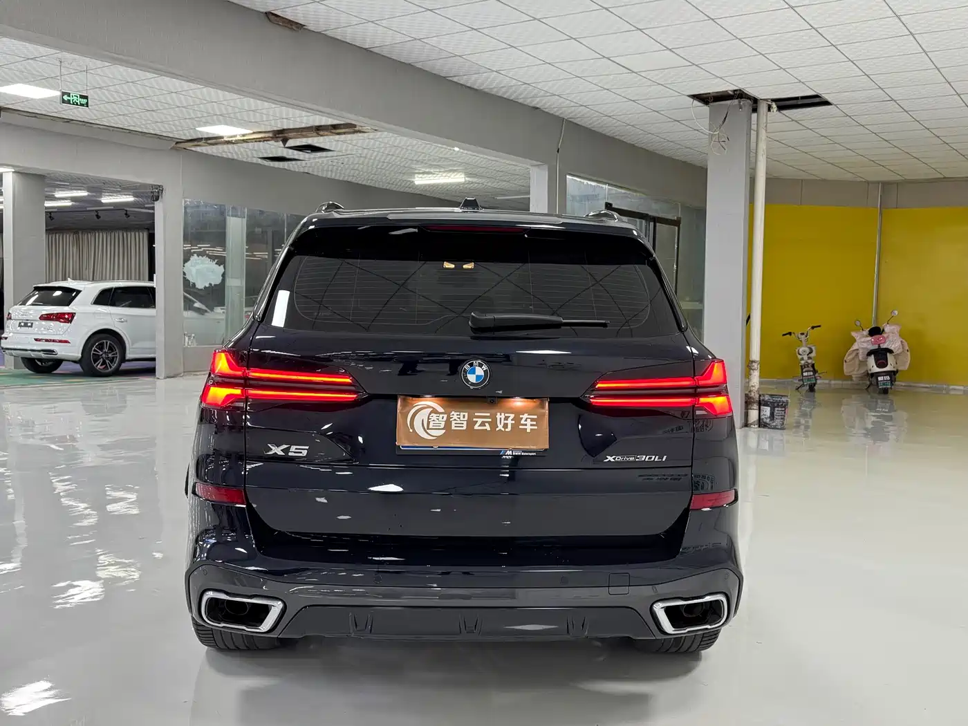 BMW X5 2026 2026 Facelift xDrive 30Li Exclusive M Sport Shadowline Package