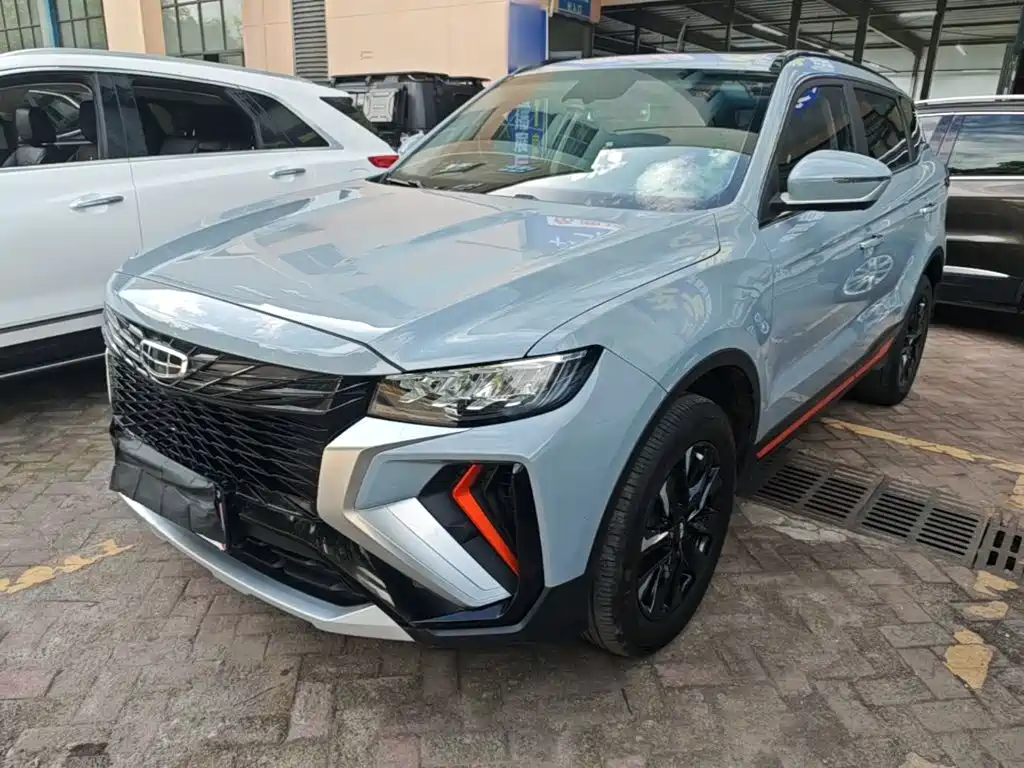 Фото 1 - Geely Atlas