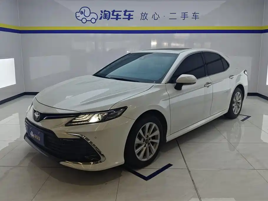 Toyota Camry 2021 2.0G Luxury Edition