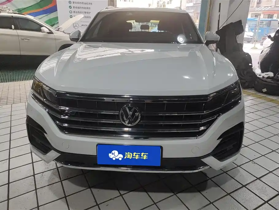 Volkswagen Touareg 2020 3.0TSI Enjoyment Edition China VI фото 2