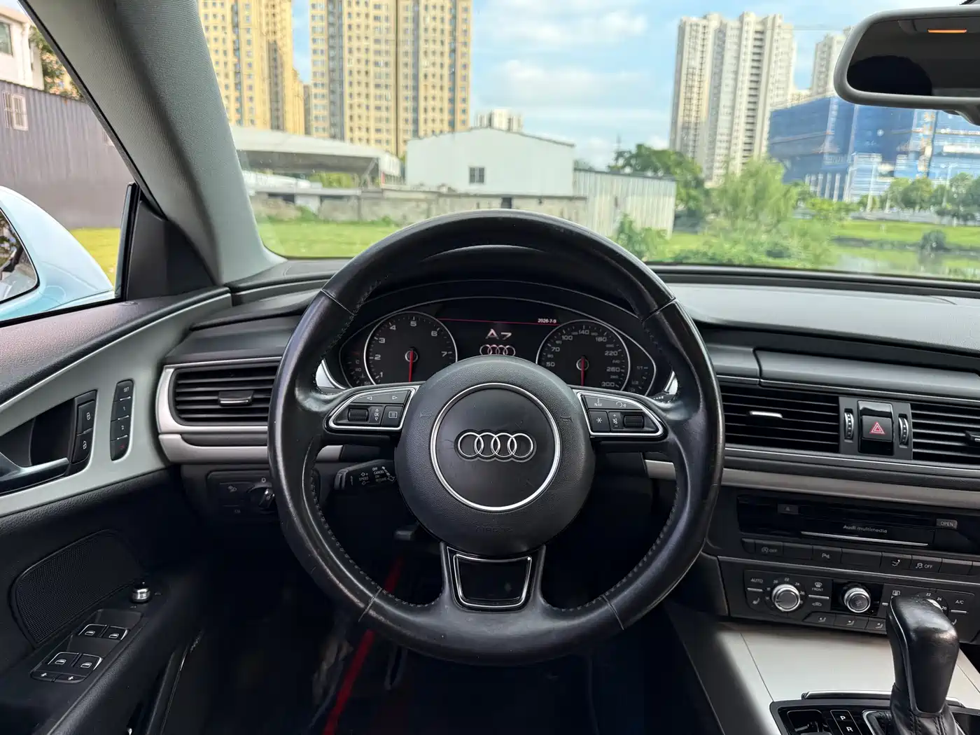 Photo 10 - Audi A7