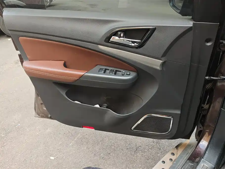 BYD S7 2015 2.0T Upgrade Automatic Premium фото 7