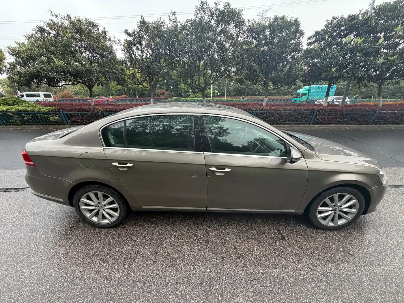 Volkswagen Magotan 2013 2.0TSI Premium фото 4