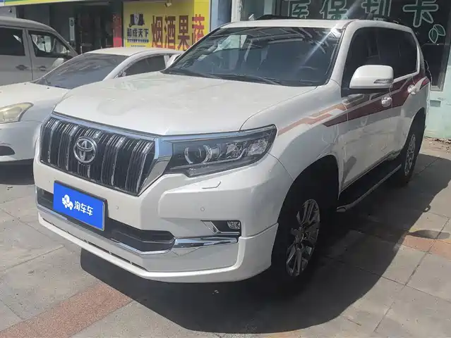TOYOTA PRADO