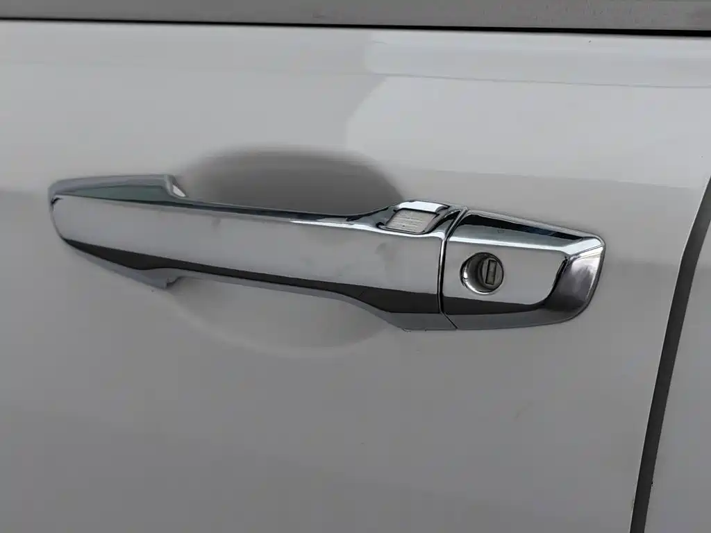 Фото 18 - Honda CR-V