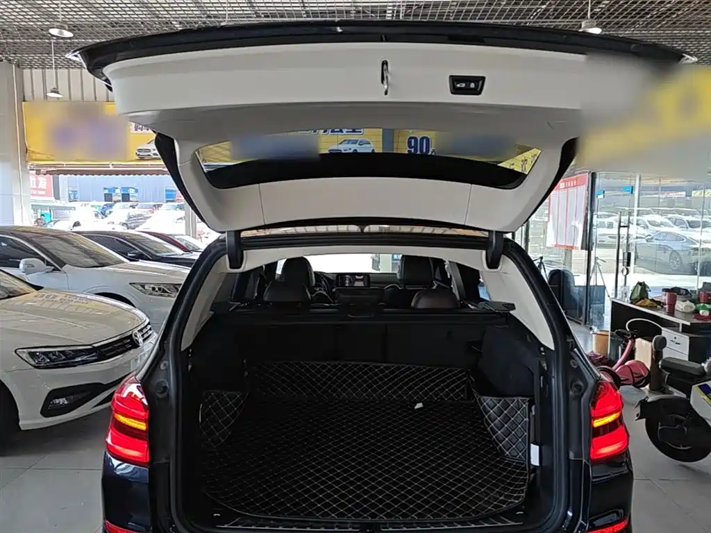 BMW X3 2019 xDrive30i Leading M Sport Package фото 19