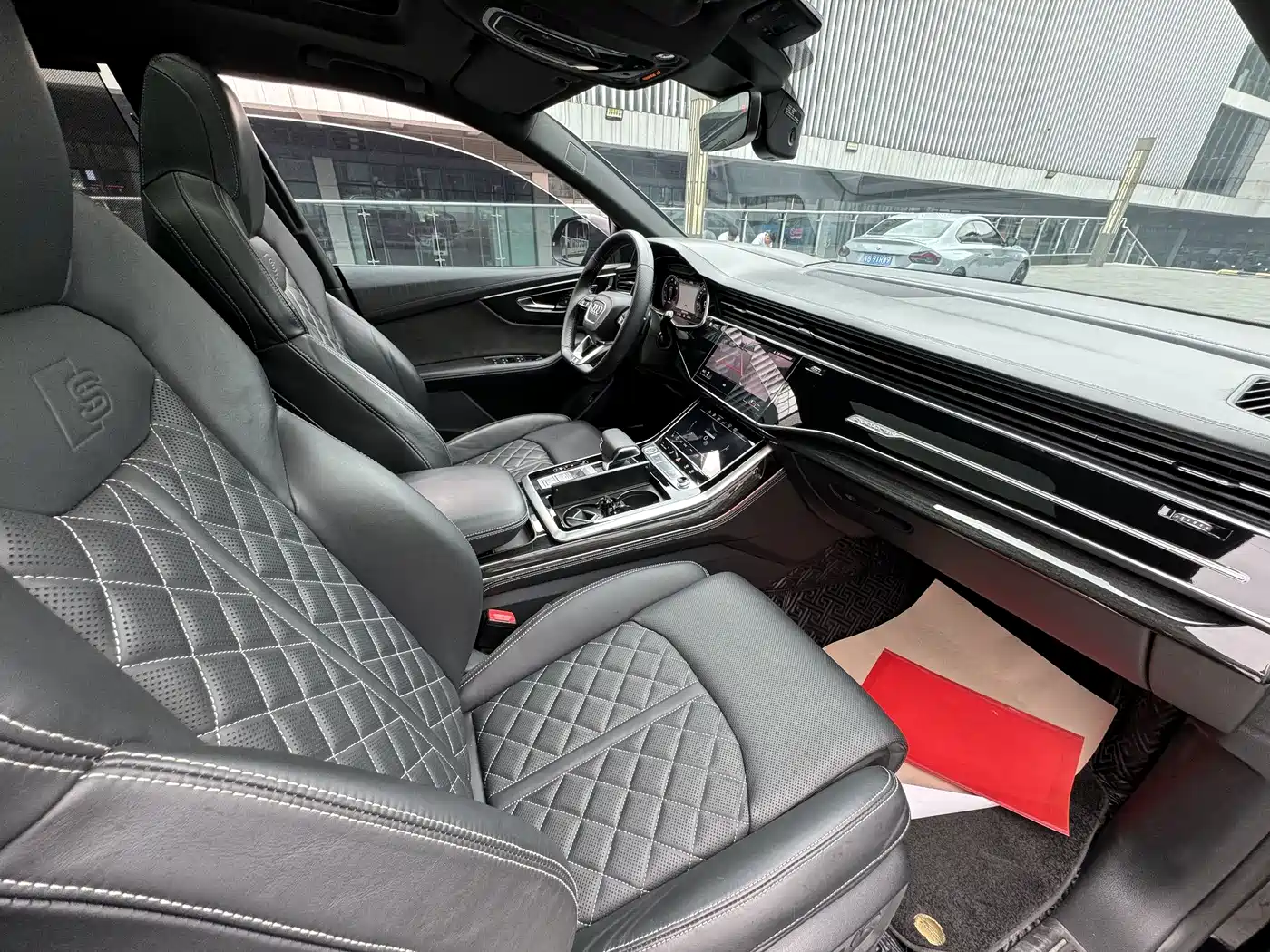 Audi Q8 2019 55 TFSI Premium Dynamic фото 13