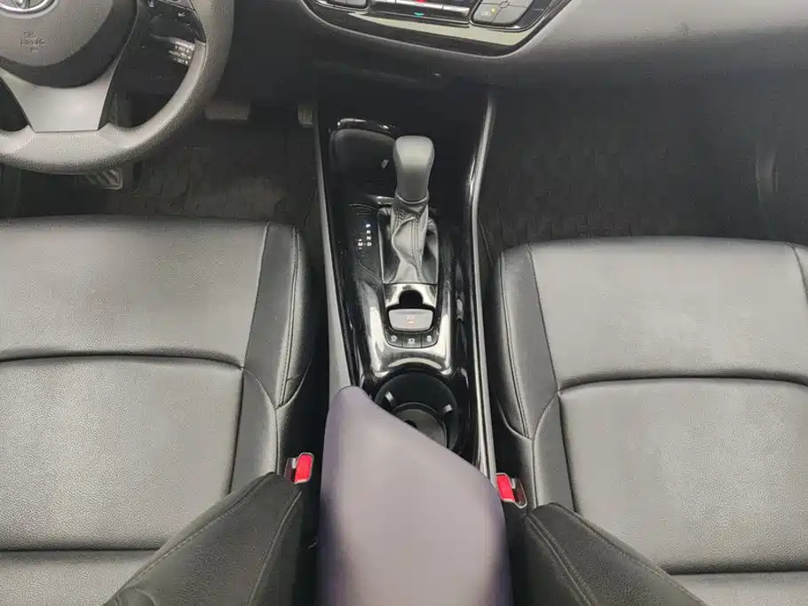Toyota IZOA 2021 2020 2.0L Yi Xiang Edition