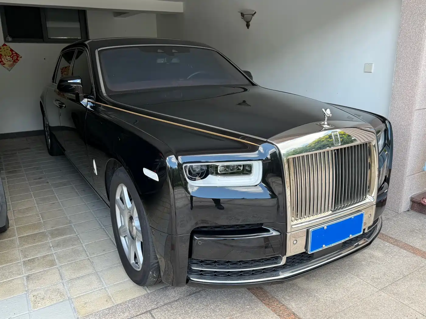 ROLLS-ROYCE PHANTOM