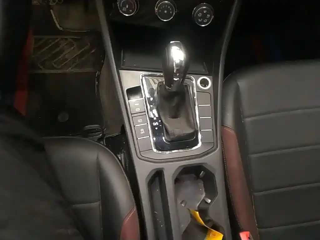 Volkswagen Bora 2020 1.5L Automatic Comfort фото 14