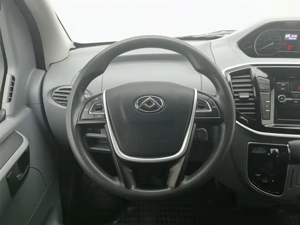 SAIC MAXUS XINTU V80