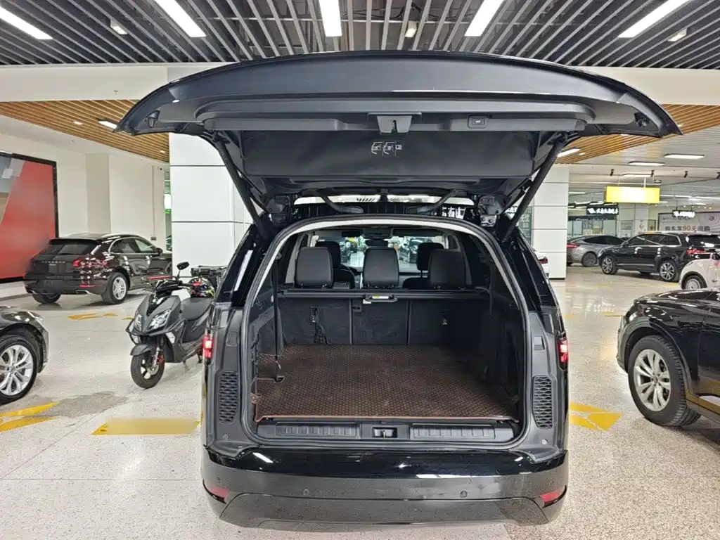Land Rover Discovery 2023 2023 Facelift 360PS R-Dynamic S