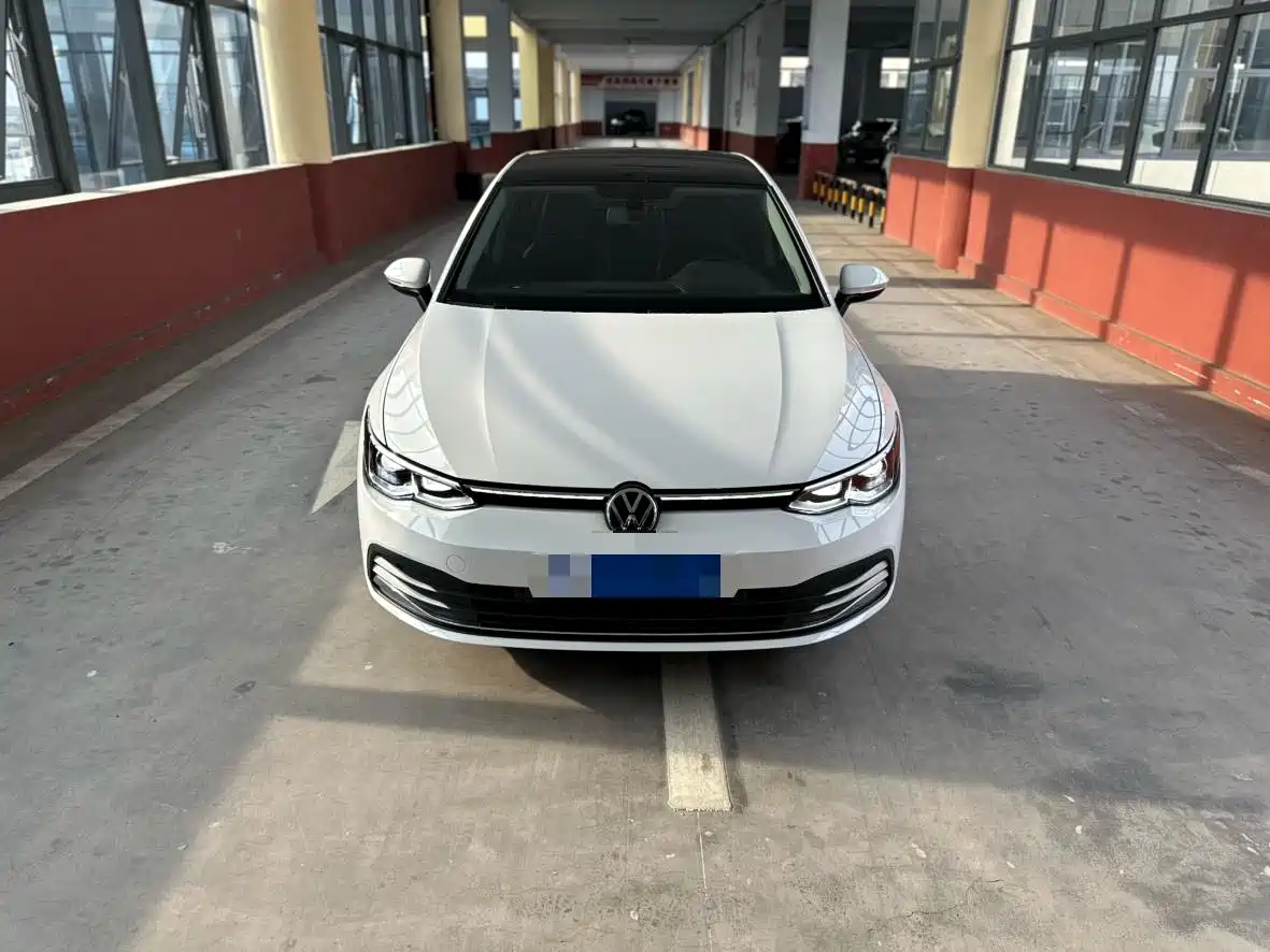Volkswagen Golf 2023 280TSI DSG Pro фото 2