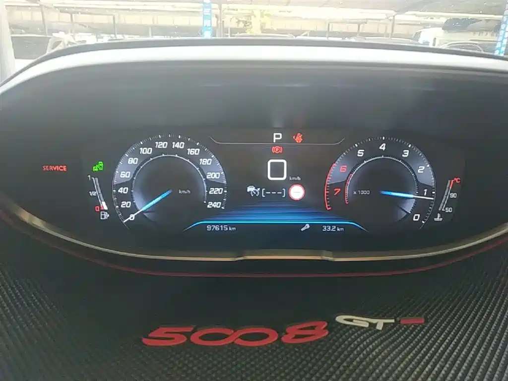 Peugeot 5008 2017 380THP 7-Seater Luxury GT Edition фото 12
