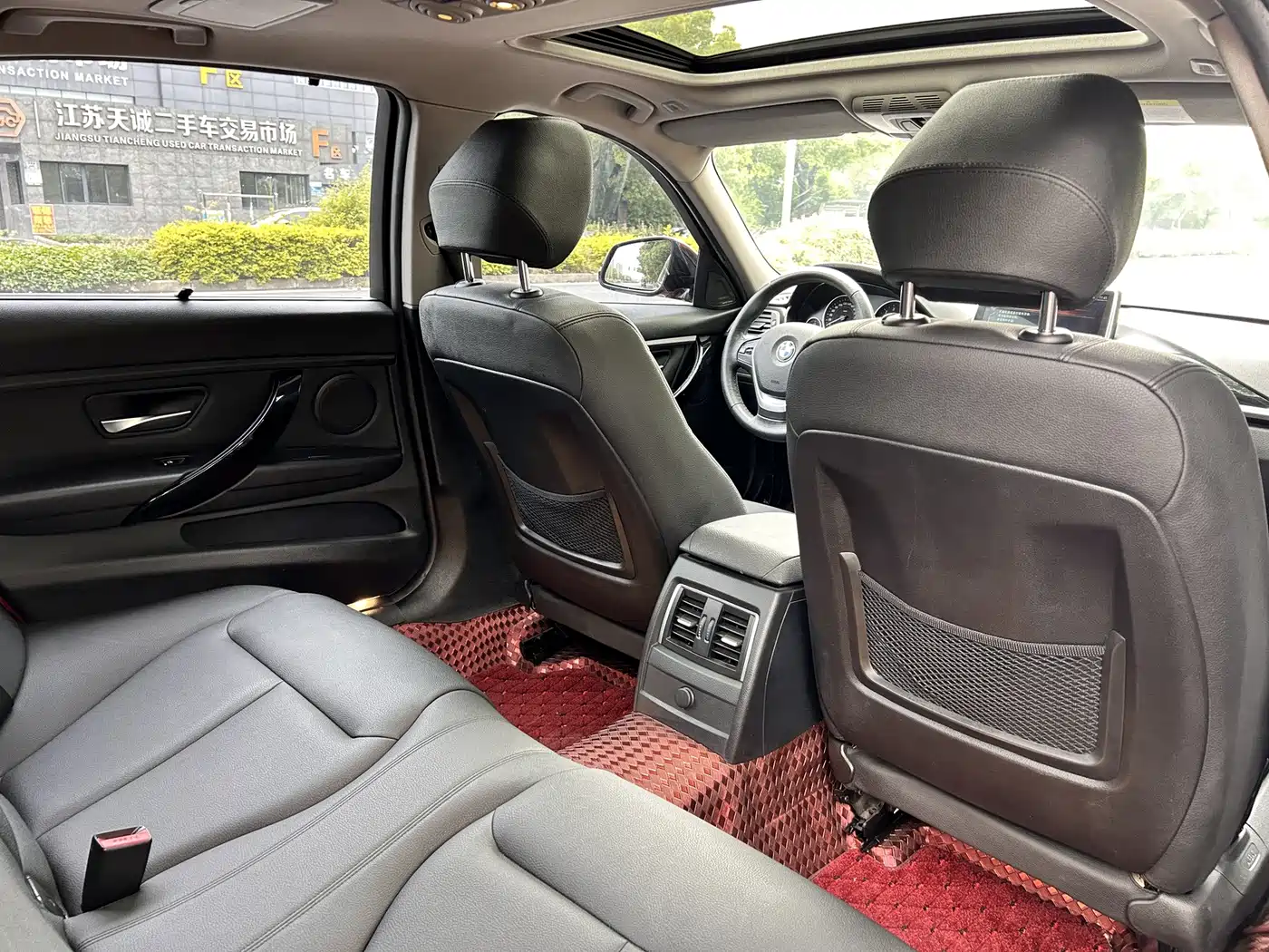 BMW 3 Series 2017 320Li M Sport фото 14