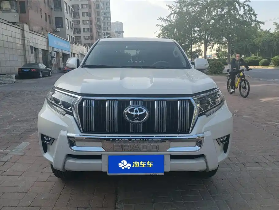 Toyota Prado 2018 3.5L Auto SX фото 2