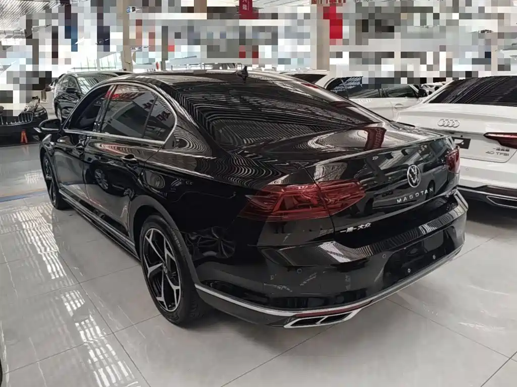 Volkswagen Magotan 2023 Model 2 Million Commemorative Edition 330TSI DSG Luxury фото 5