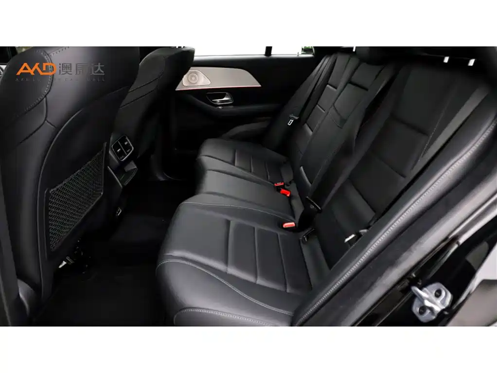 Mercedes-Benz GLE Coupe 2024 GLE 350 4MATIC Coupe SUV Fashion фото 7