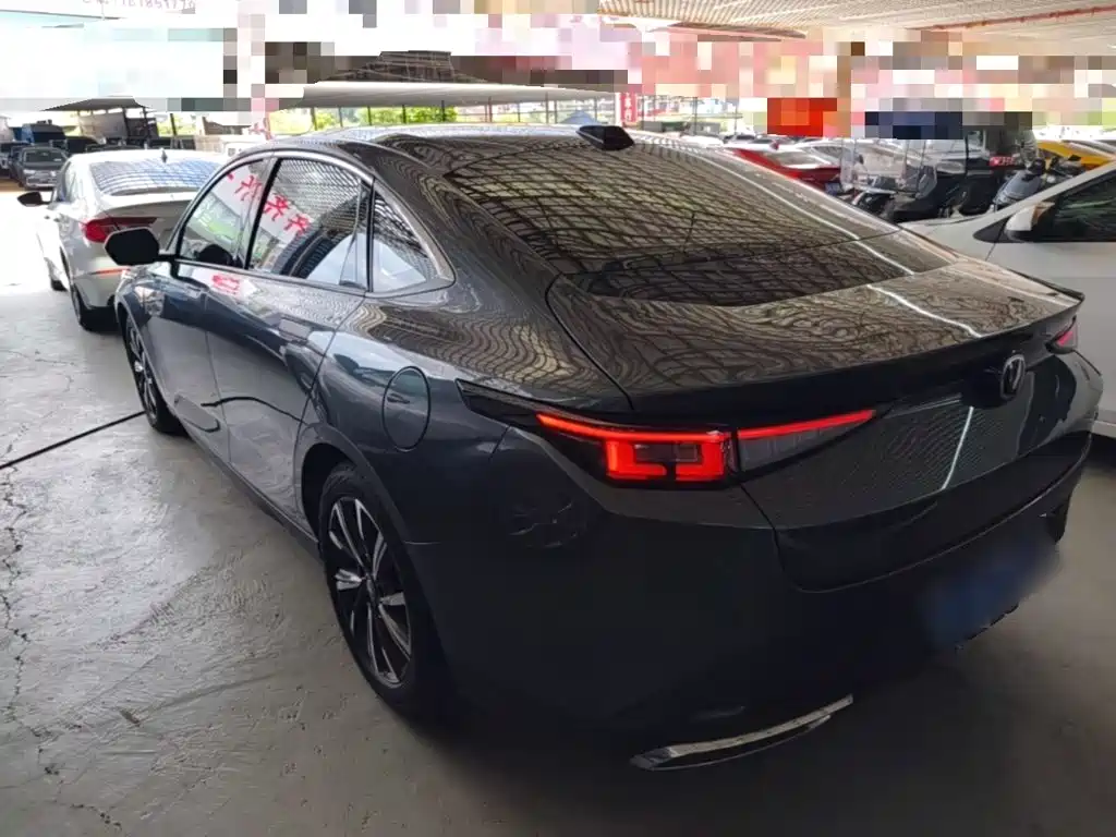 Changan Yida 2023 2023 Blue Whale NE 1.5T GDI DCT Pilot