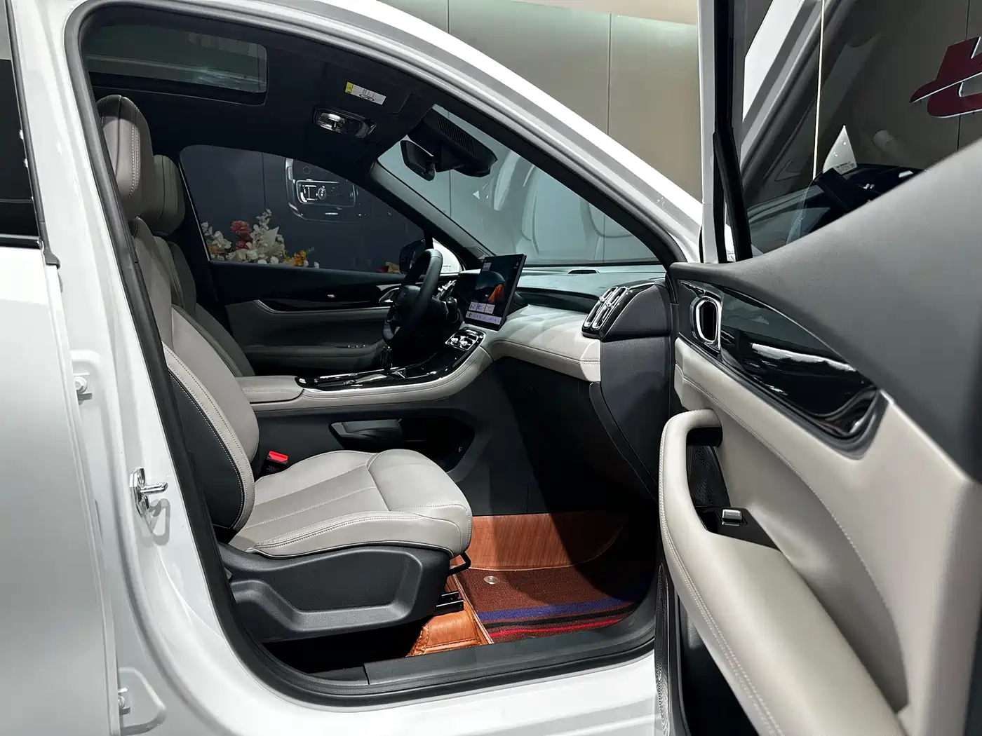 GEELY BOYUE L
