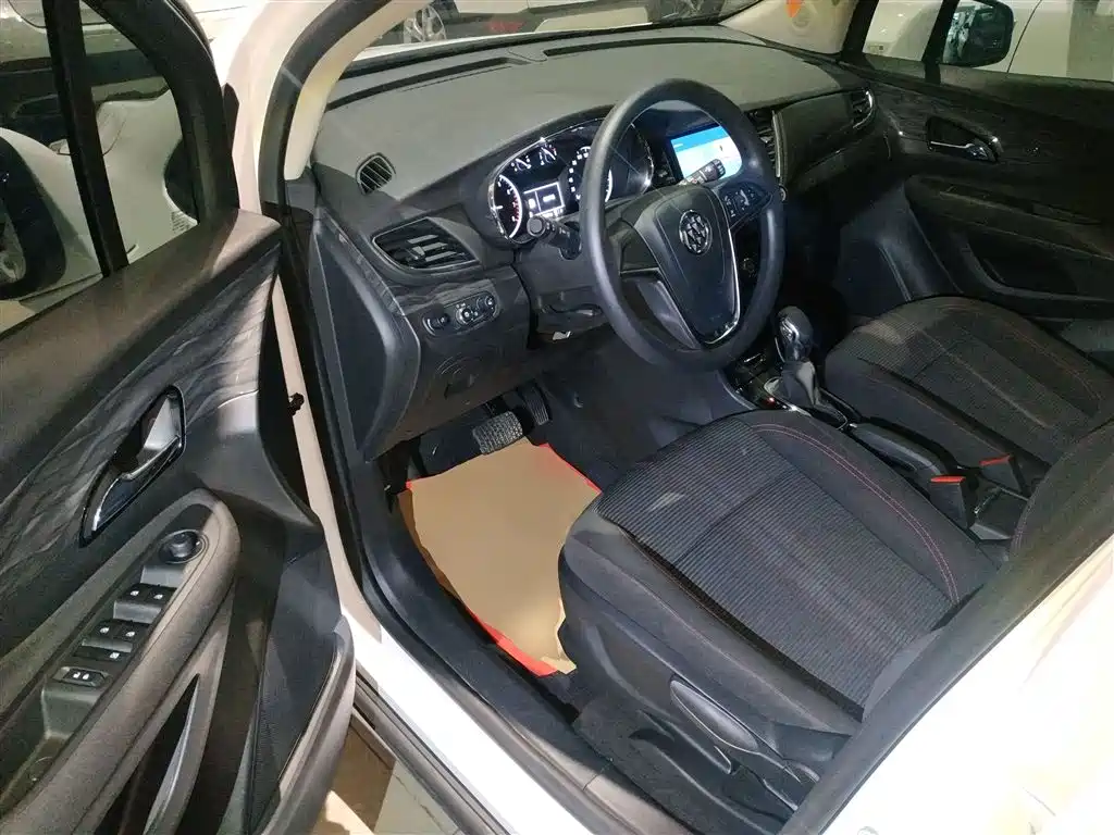 Buick Encore 2016 18T Automatic 2WD Urban Leading фото 16