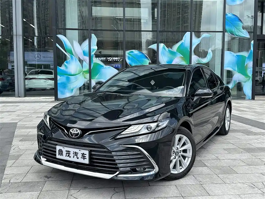 Toyota Camry 2021 2.0G Luxury Edition