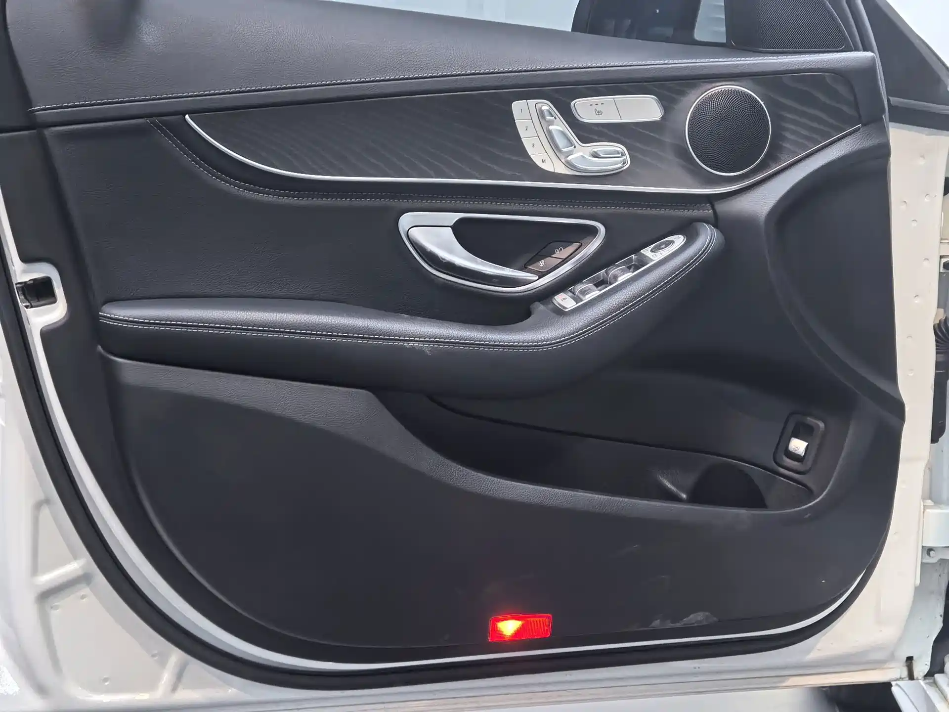 Фото 8 - Mercedes-Benz C-Class