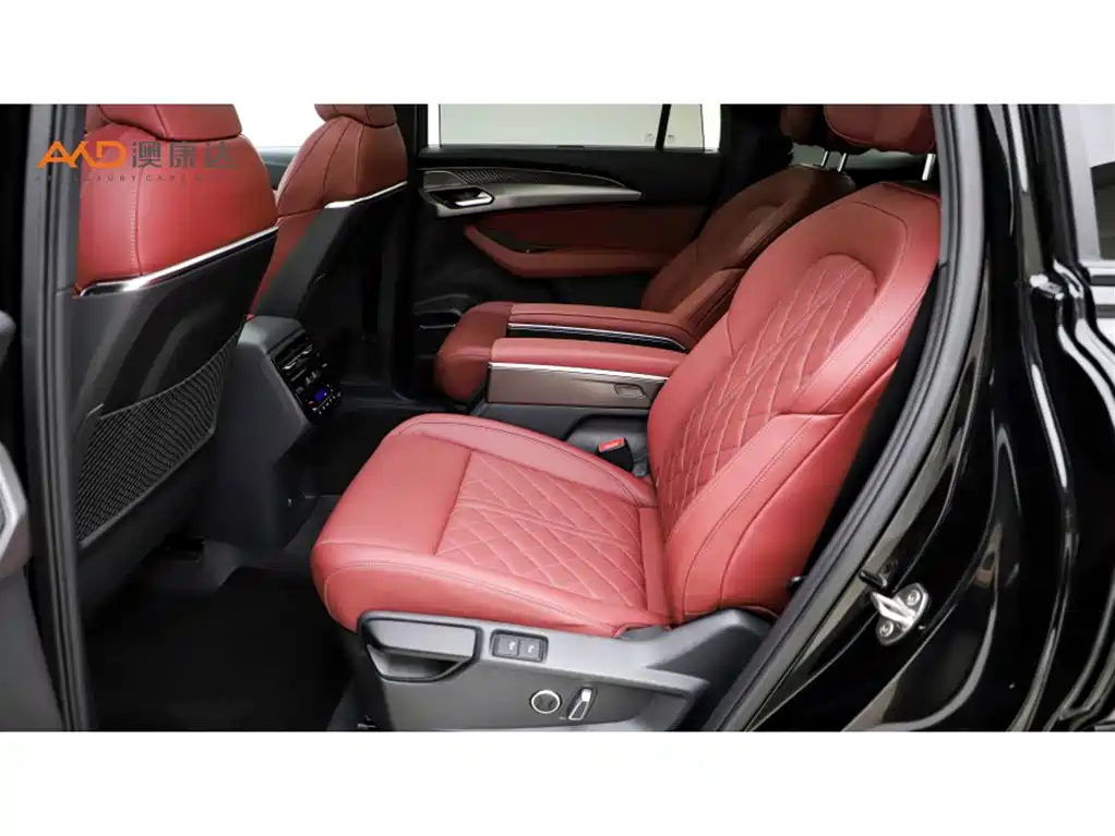 Audi Q6 2024 45 TFSI quattro Black Warrior Edition 6-seater фото 7