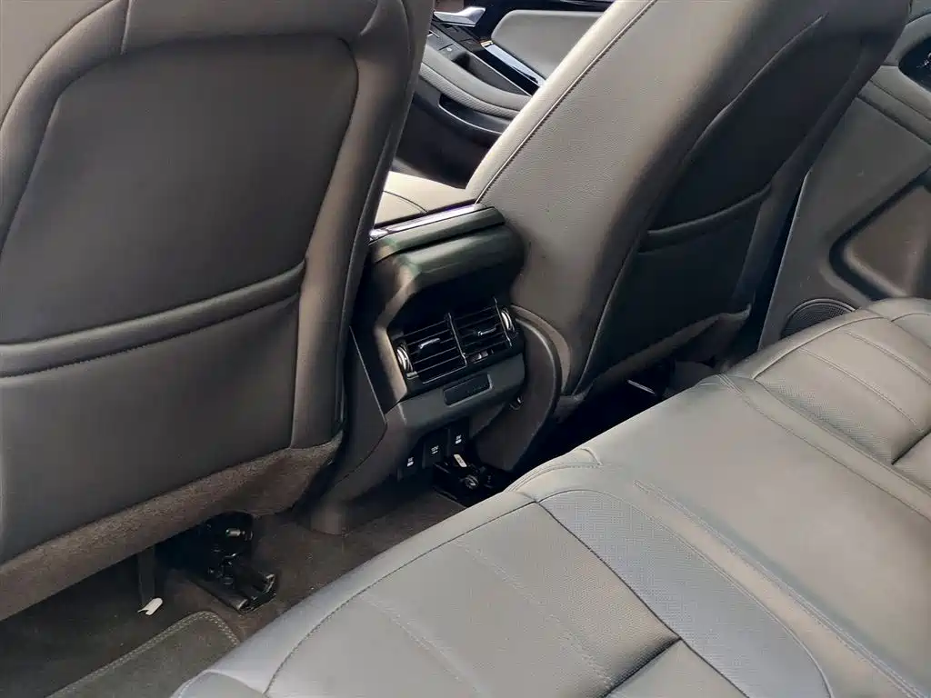 Land Rover Range Rover Evoque 2020 249PS R-DYNAMIC S Sport Edition фото 9