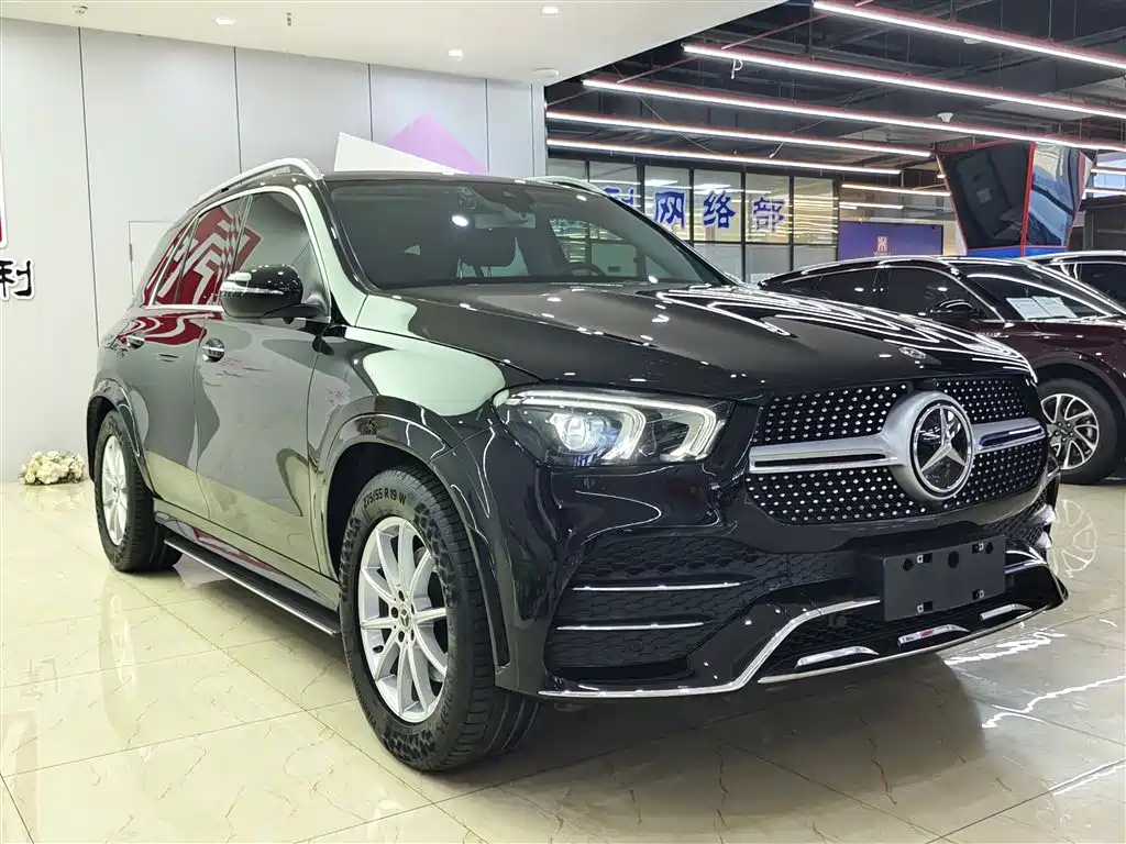 Mercedes-Benz GLE 2020 GLE 350 4MATIC Fashion фото 3