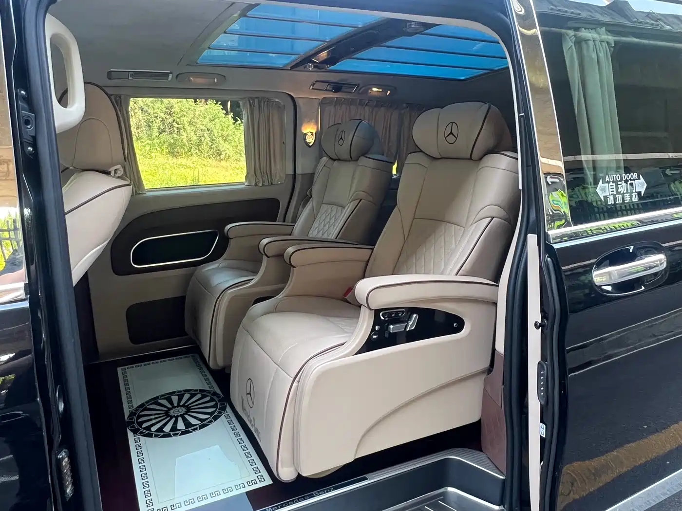 Mercedes-Benz Vito 2018 2.0T Business Edition China VI фото 4