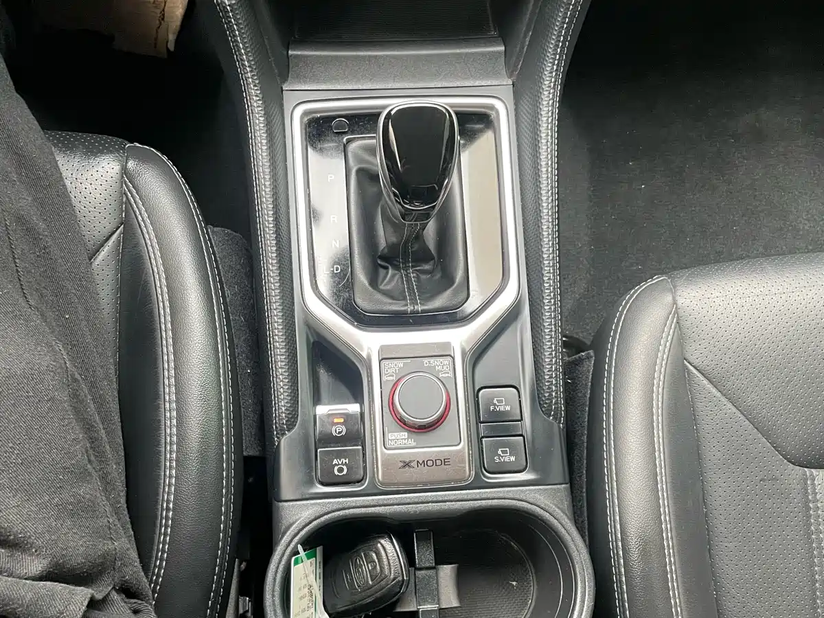 Subaru Forester 2022 2.0i AWD Flagship Edition with EyeSight фото 9