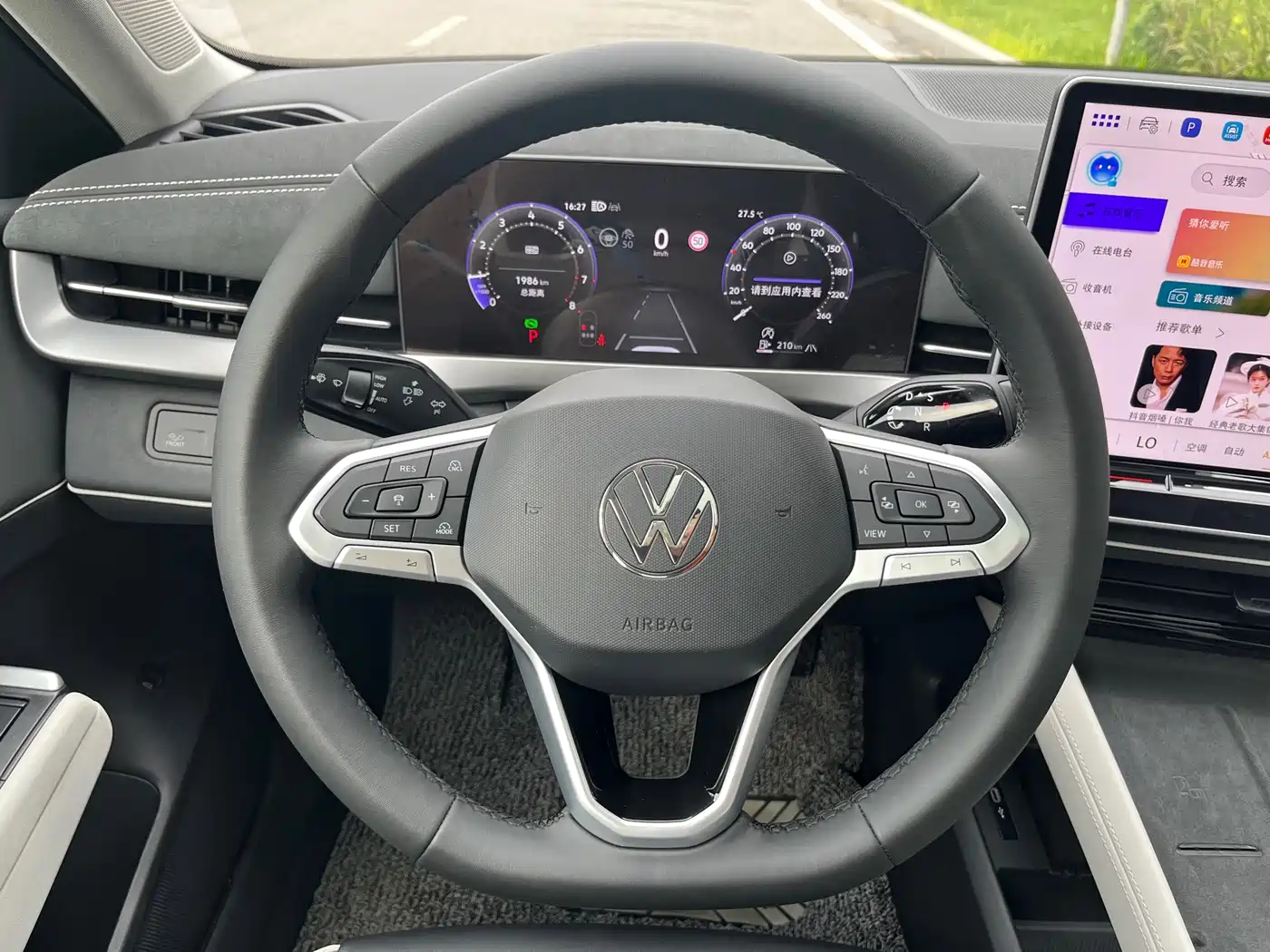Volkswagen Sagitar, миниатюра 5