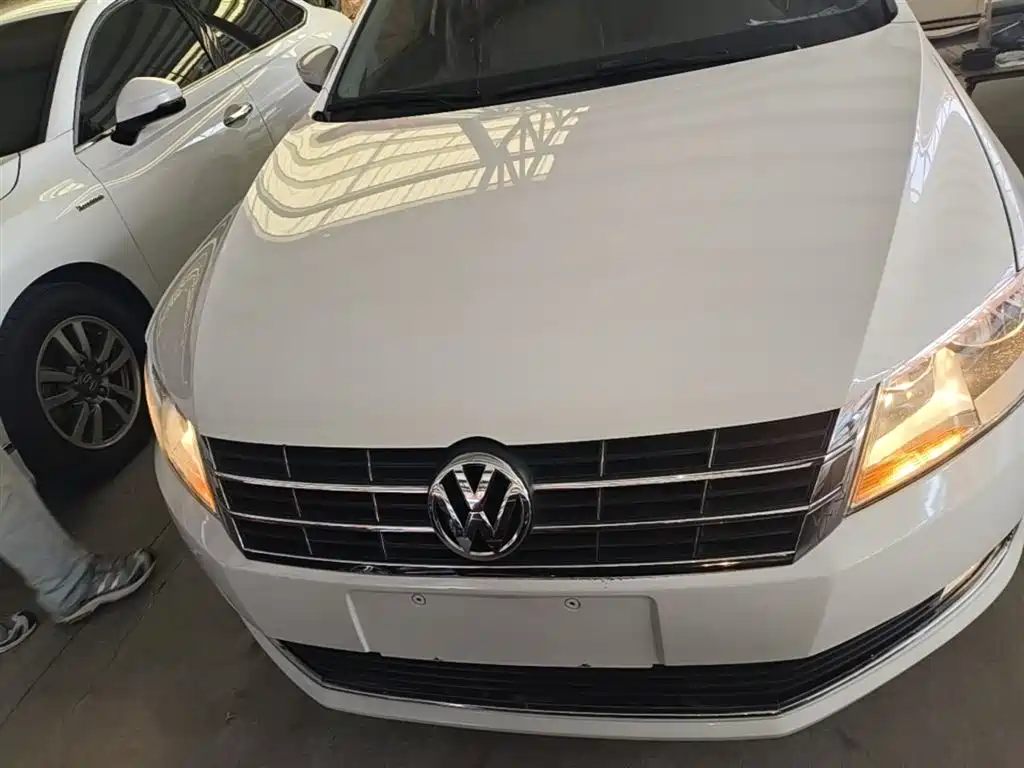 Volkswagen Lavida Tour 2013 1.4TSI Automatic Comfort фото 3