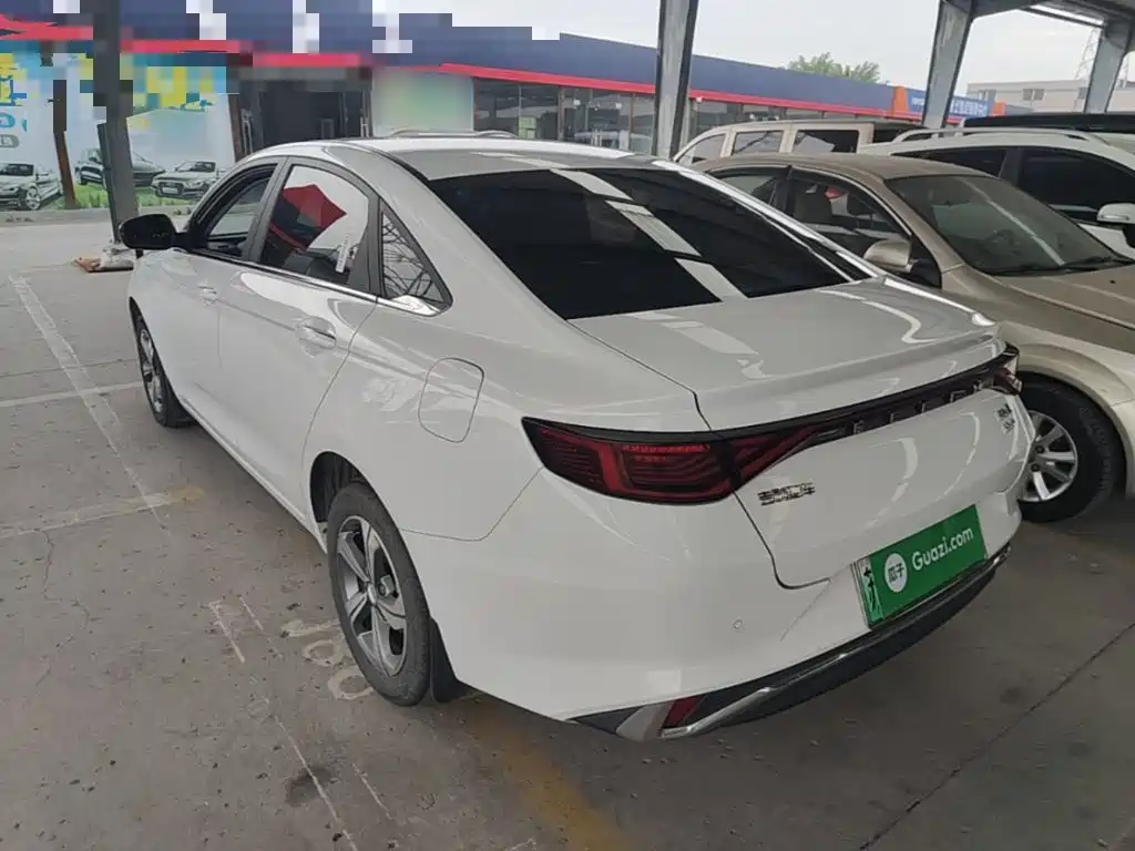Geely Emgrand L HiP 2024 2024 Model Soaring Dragon Edition 1.5TD-DHT Pro 100KM Surpassing Type
