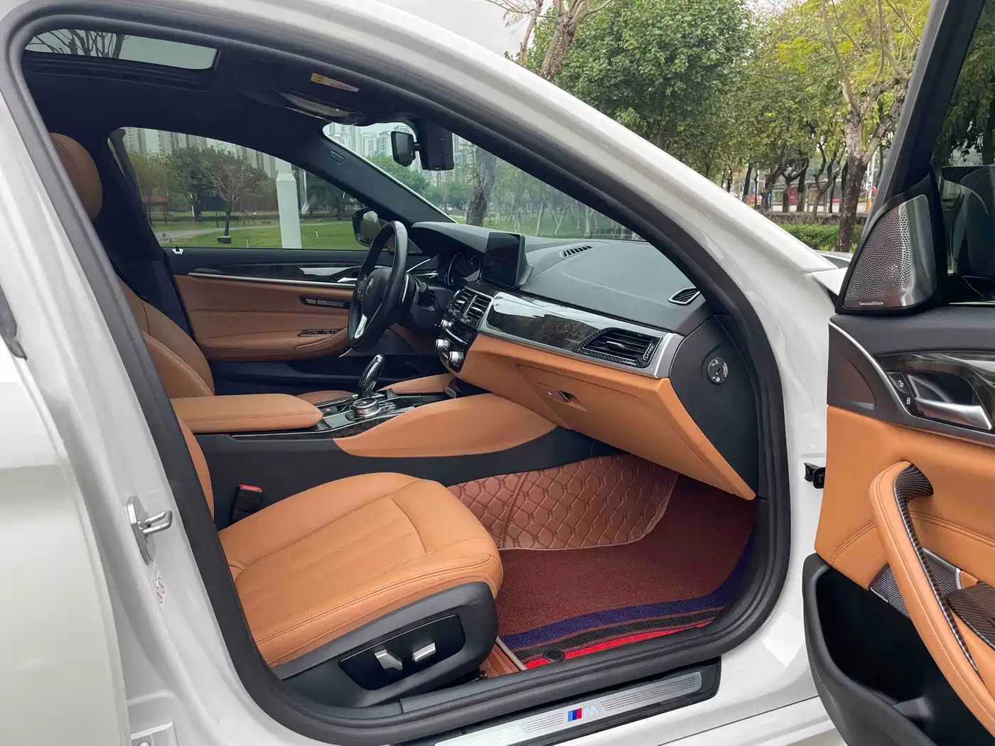 BMW 5 Series 2018 530Li Leading M Sport Package фото 14