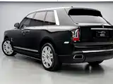 Photo 14 - Rolls-Royce Cullinan