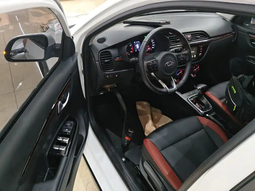 Kia KX CROSS 2019 2018 1.6L Automatic Smart Sunroof Edition