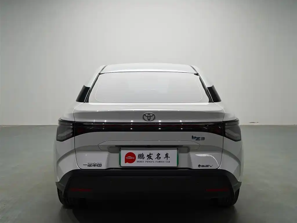 Toyota bZ3 2023 517km Elite PRO фото 16