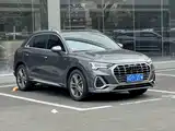 Photo 2 - Audi Q3