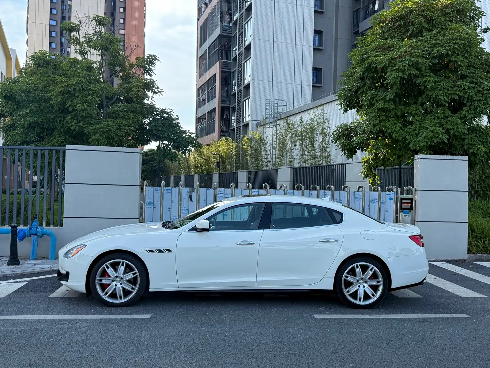 صورة 10 - Maserati Quattroporte