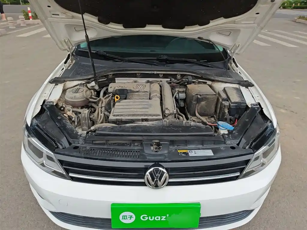 Volkswagen Lamando 2015 230TSI Manual Style Edition фото 20