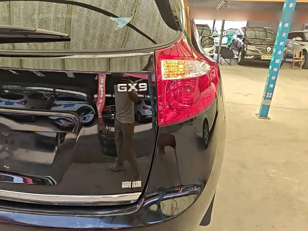 Geely Haoqing SUV 2018 2014 2.4L Automatic 2WD Exclusive