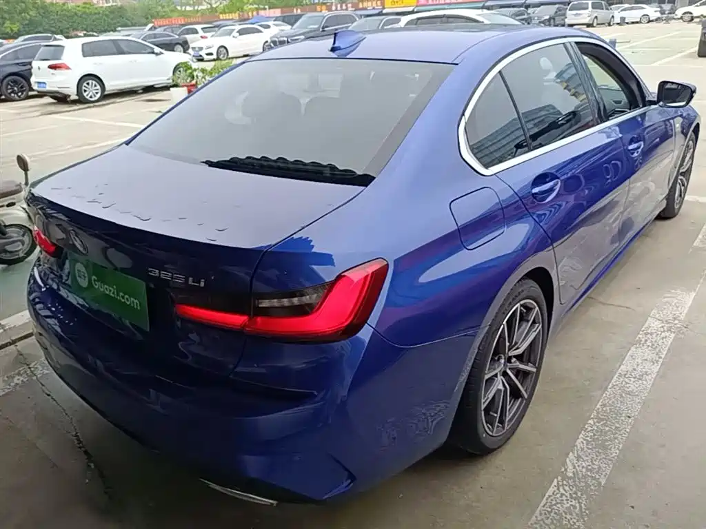 BMW 3-SERIES